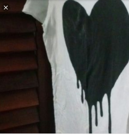 Forever 21 top Bleeding heart size Small. - Picture 2 of 3